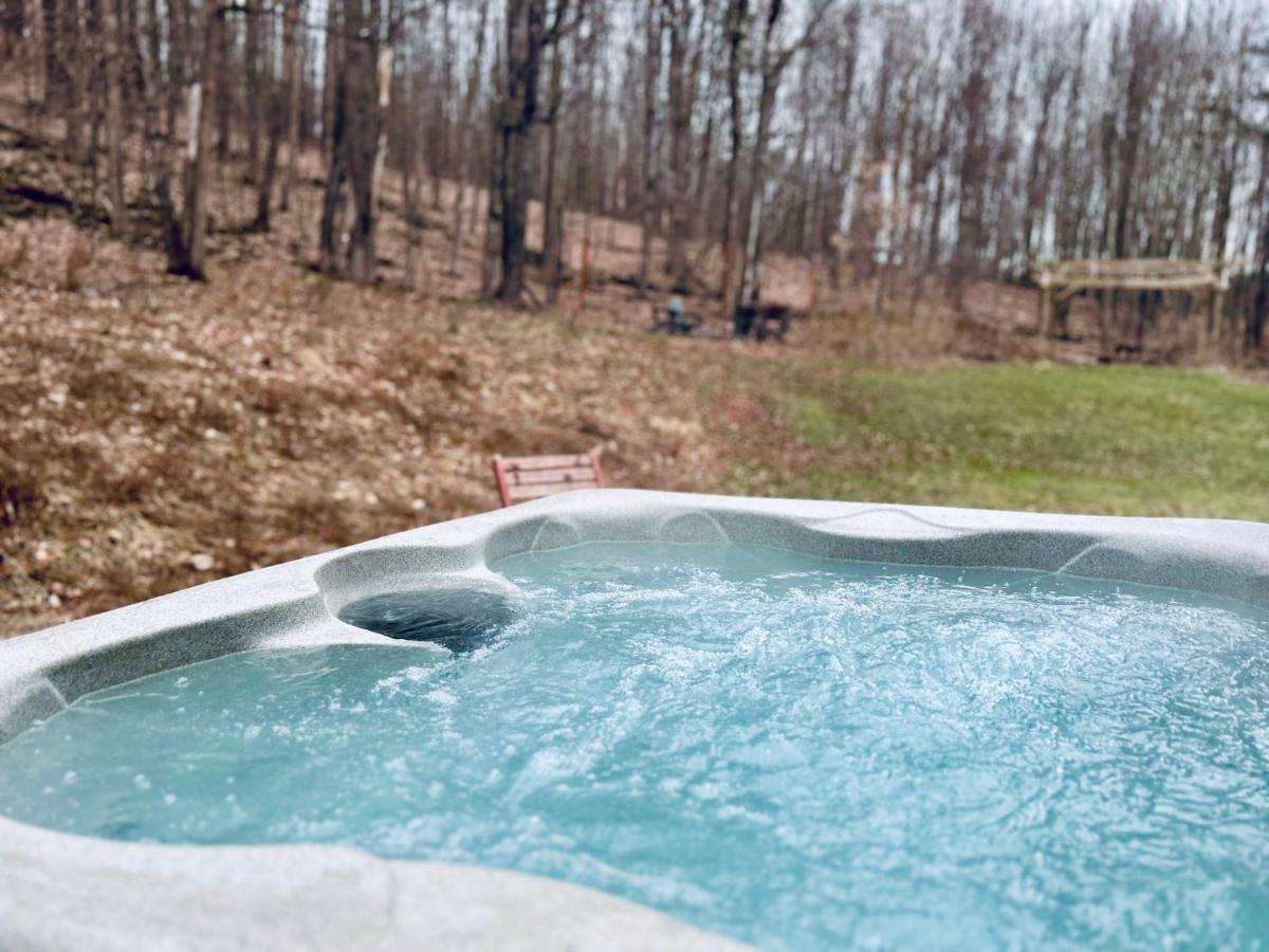 Cozy Cottage With Jacuzzi And Fire Pit And Reading Nook! Livingston Manor Exterior foto
